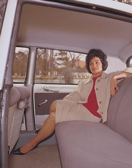 Задний диван на Citroën DS19