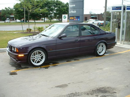 BMW M540i для рынка Канады.